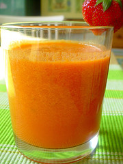 [تصویر:  carrot%20juice2.jpg]